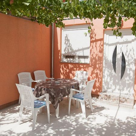 Apartment Toni With Private Parking Zadar Exterior photo